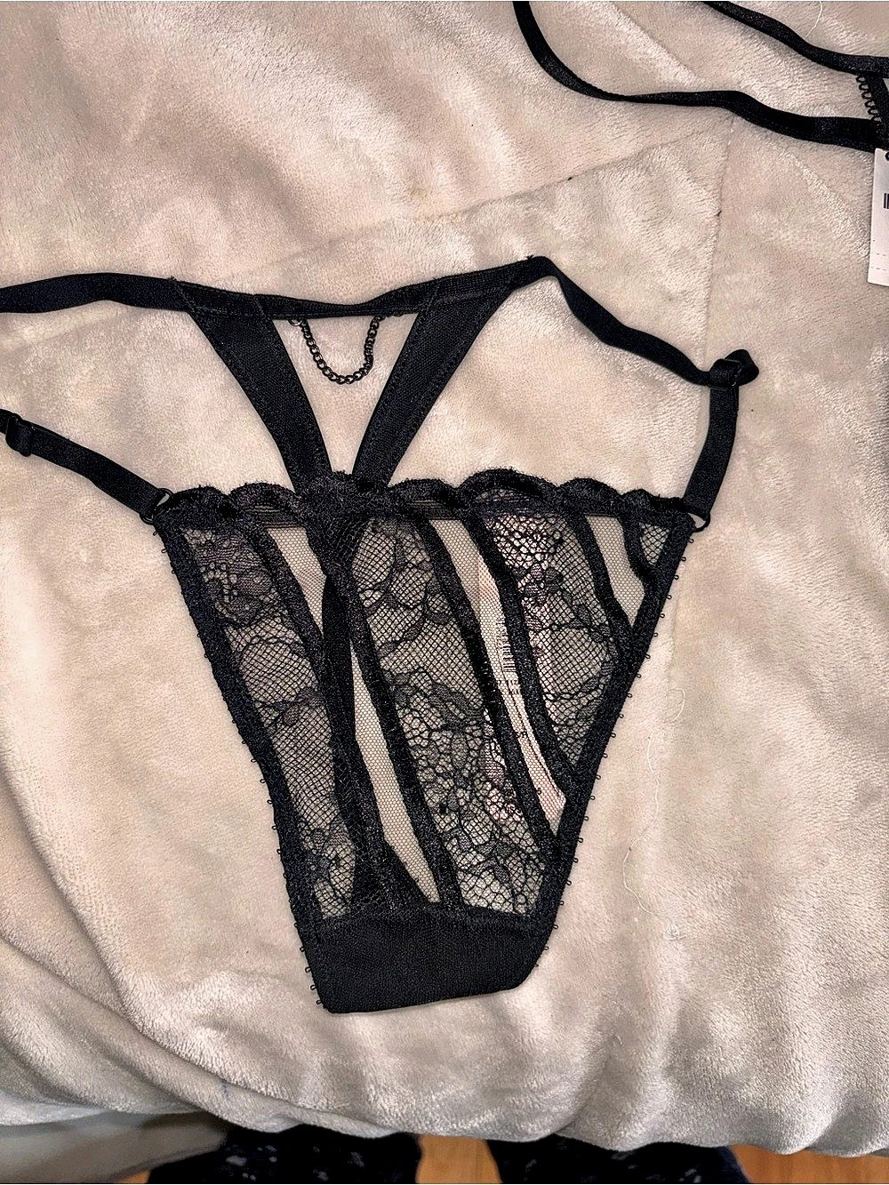 Victoria's Secret Very Sexy Rose Lace Adjustable V-String Panty